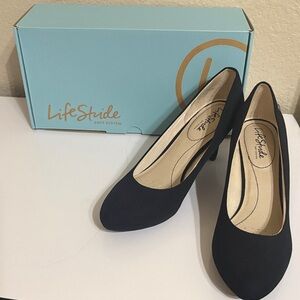 Life Stride Women's Classic Black Heels